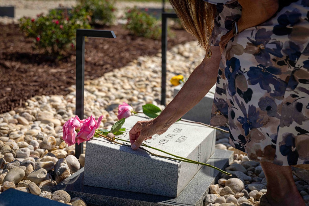 3rd Special Forces Group (Airborne) Honors Fallen Heroes at Annual Rose Laying Ceremony