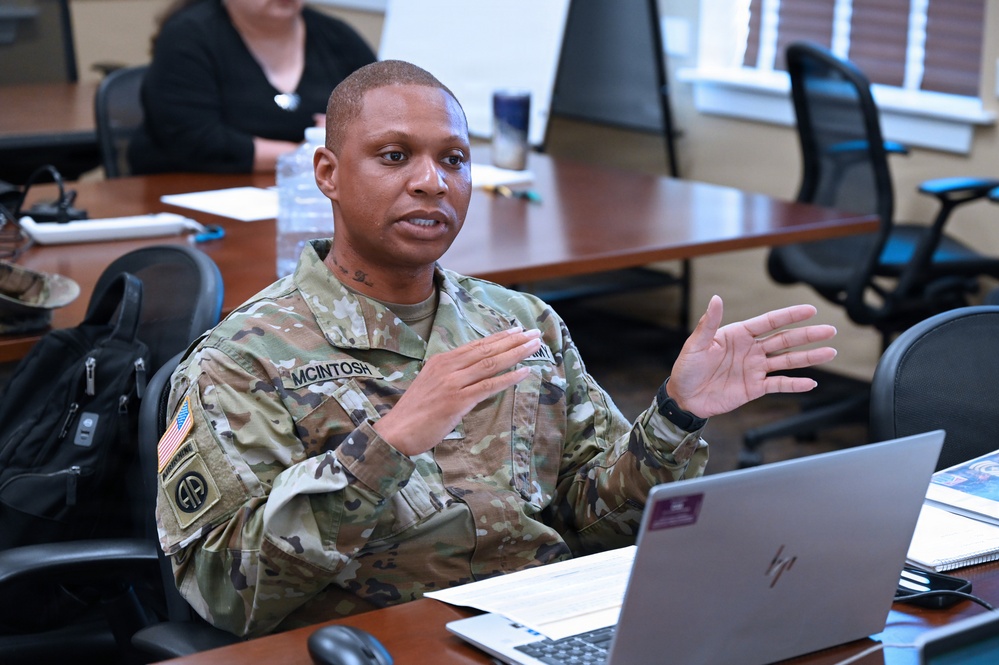 MICC Contracting Leader Course provides insight to future leaders