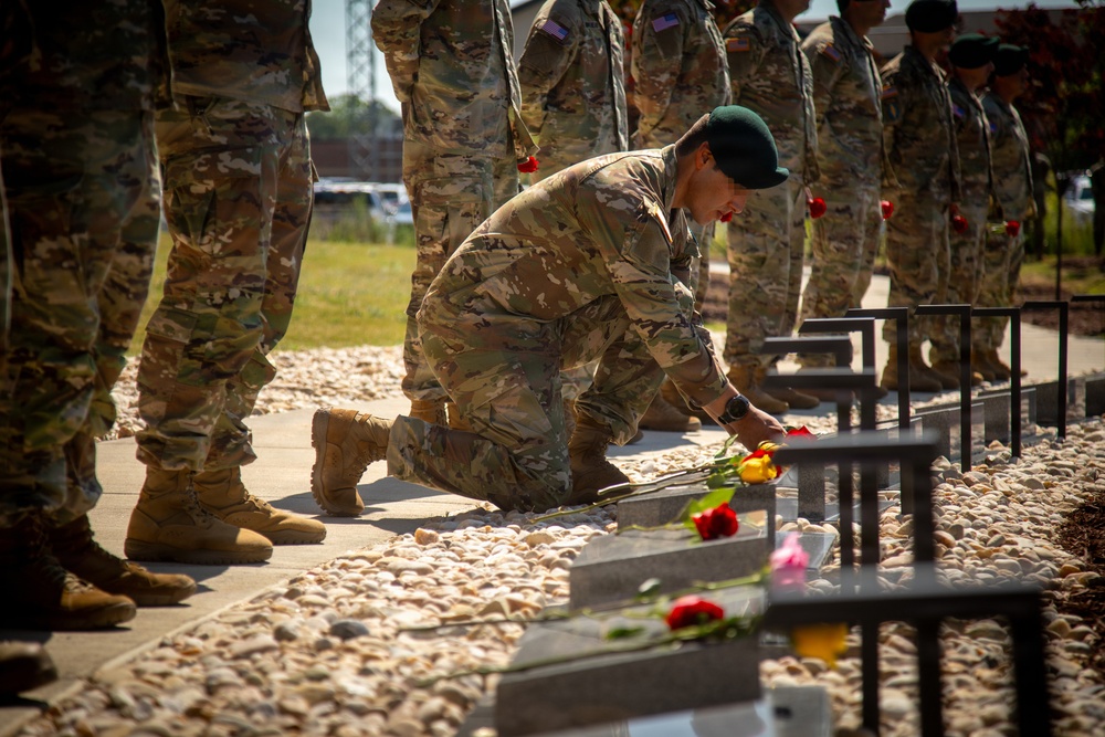 3rd Special Forces Group (Airborne) Honors Fallen Heroes at Annual Rose Laying Ceremony