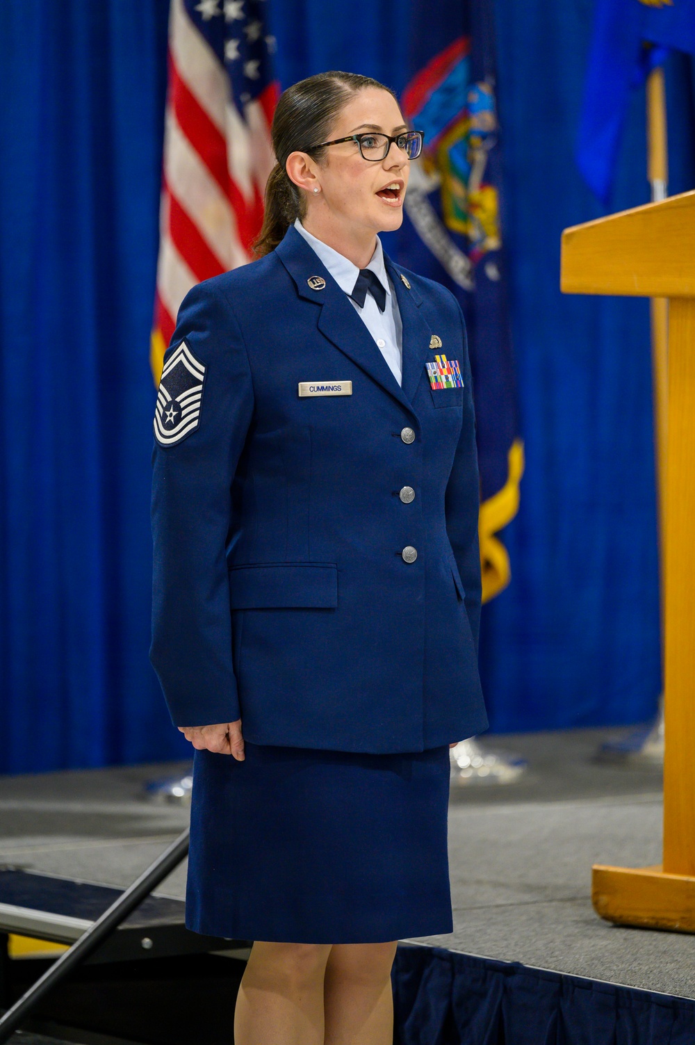 Cummings Sings National Anthem at Change of Command
