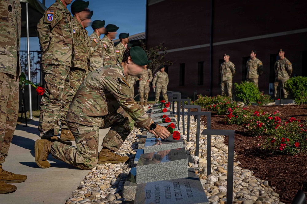 3rd Special Forces Group (Airborne) Honors Fallen Heroes at Annual Rose Laying Ceremony