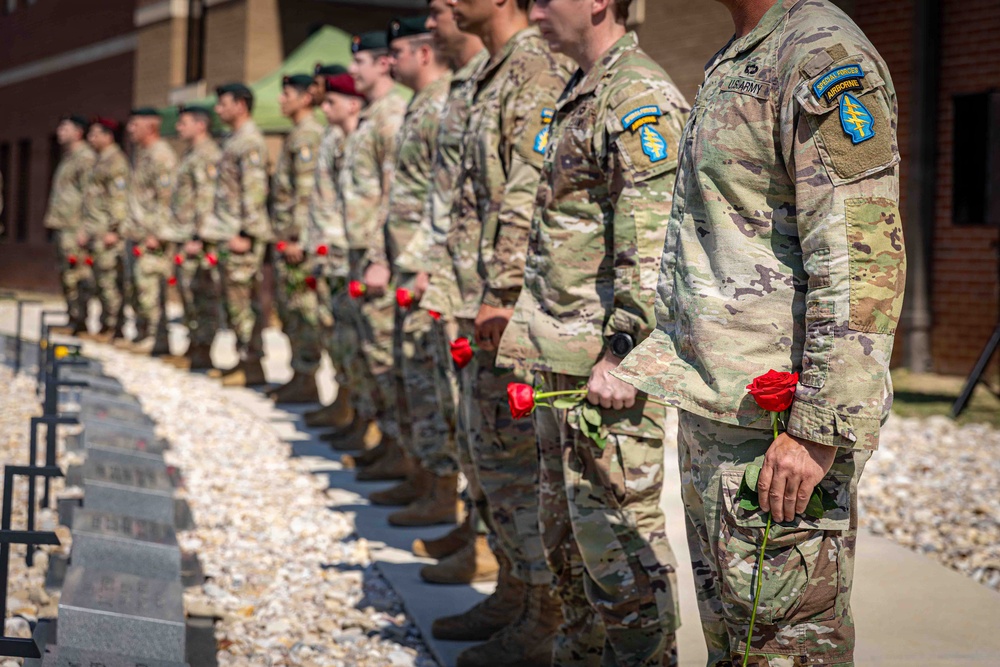 3rd Special Forces Group (Airborne) Honors Fallen Heroes at Annual Rose Laying Ceremony