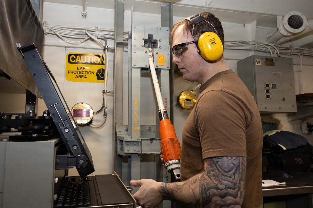 USS George H.W. Bush (CVN 77) Conducts Daily Operations