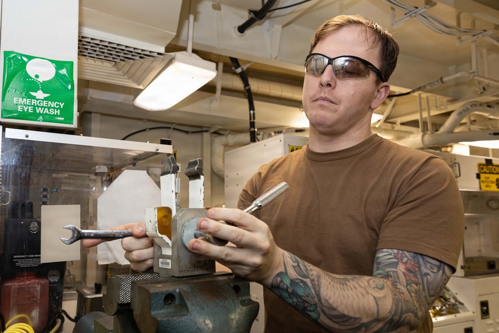 USS George H.W. Bush (CVN 77) Conducts Daily Operations