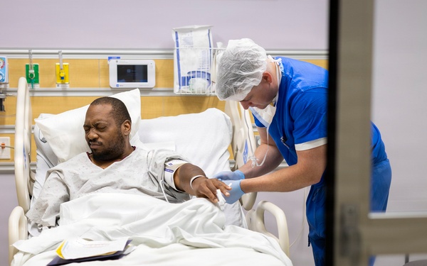 Paying It Forward: The Military Share Chain Comes Full Circle at Walter Reed