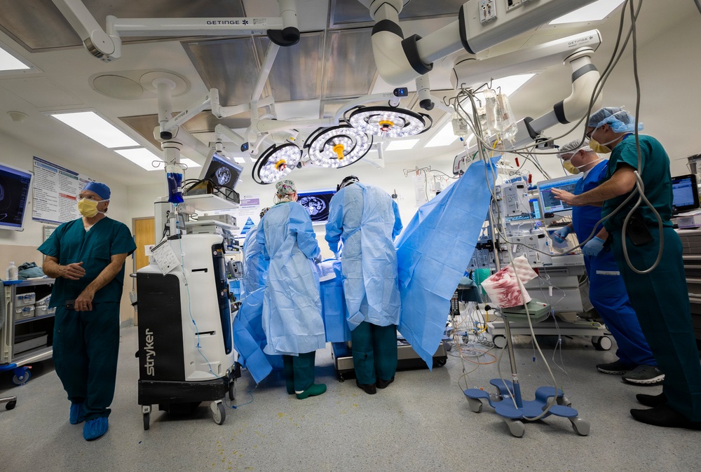 Paying It Forward: The Military Share Chain Comes Full Circle at Walter Reed