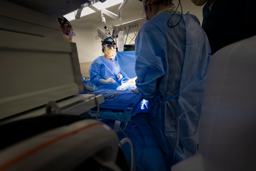 Paying It Forward: The Military Share Chain Comes Full Circle at Walter Reed
