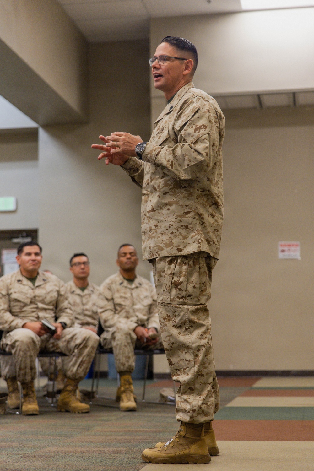 USMC Sgt. Maj. Ruiz Visits the Combat Center