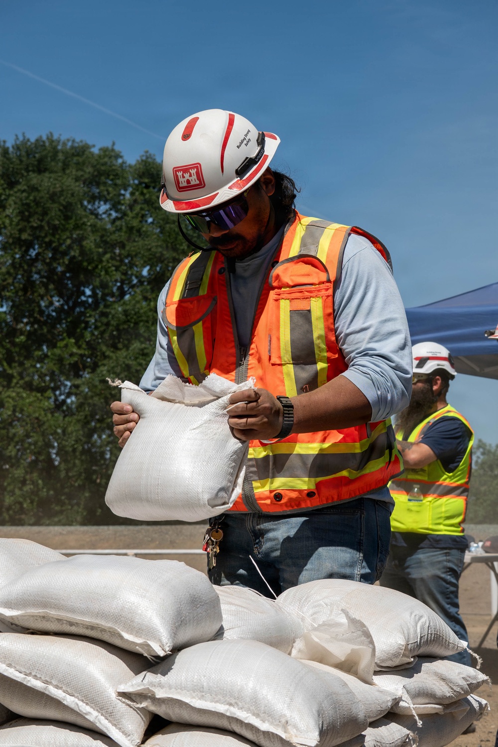 U.S. Army Corps of Engineers Sacramento District employees participate in sandbagging training