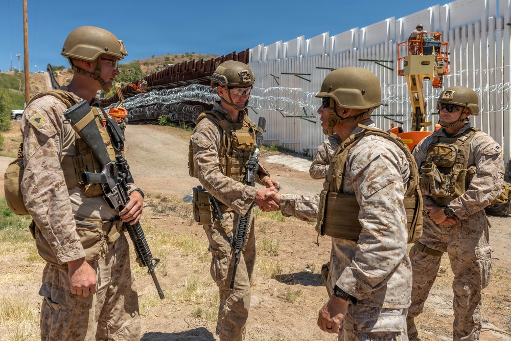 1st Marine Logistics Group leadership observes JTF-SB operations in Nogales