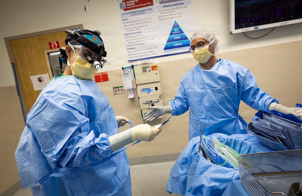 Paying It Forward: The Military Share Chain Comes Full Circle at Walter Reed