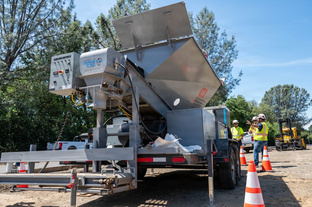 U.S. Army Corps of Engineers Sacramento District employees participate in sandbagging training