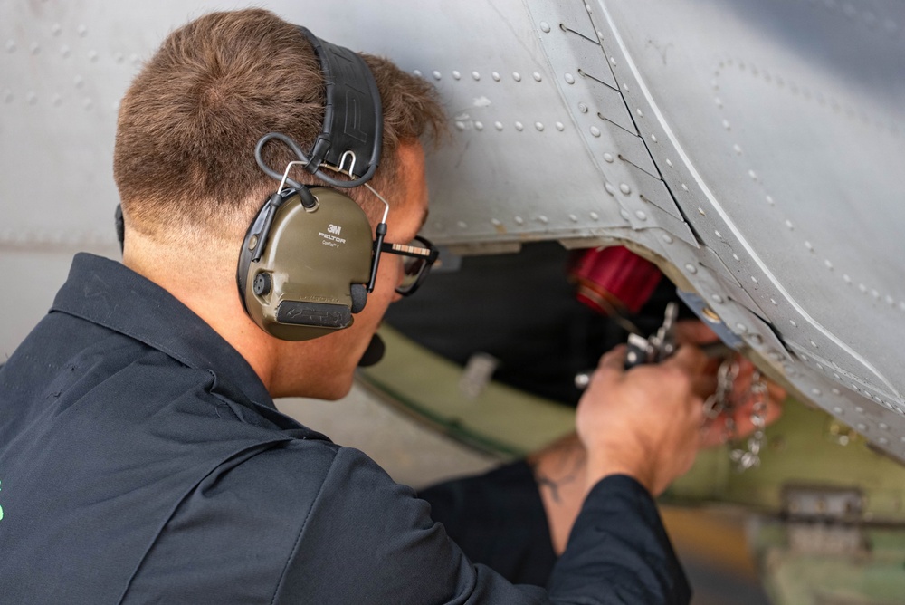 Dedicated crew chief program returns to Cannon flightline