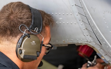 Dedicated crew chief program returns to Cannon flightline