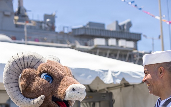 USO hosts Rampage and Cheerleaders of the Los Angeles Rams in addition to games, events, and activities for the Sailors and Marines onboard USS Essex (LHD 2) for LA Fleet Week