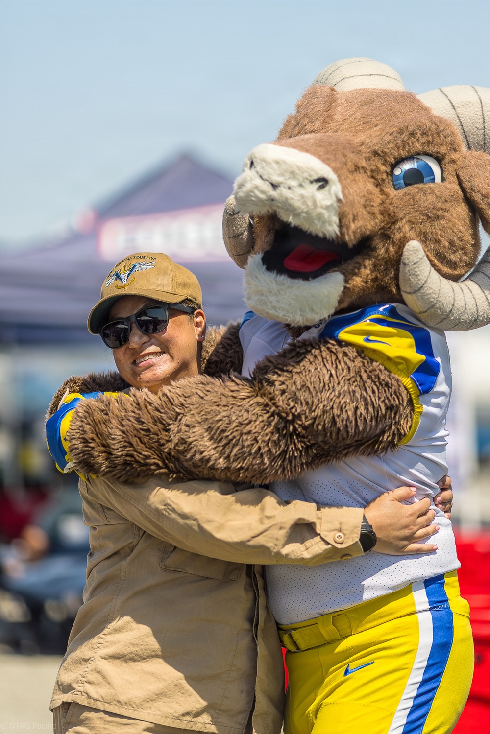 USO hosts Rampage and Cheerleaders of the Los Angeles Rams in addition to games, events, and activities for the Sailors and Marines aboard USS Essex (LHD 2) for LA Fleet Week