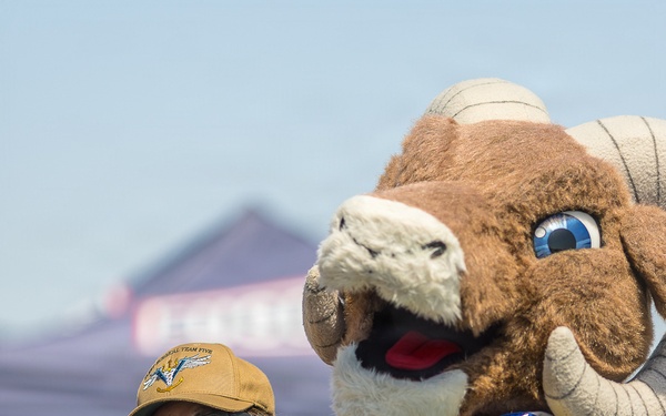 USO hosts Rampage and Cheerleaders of the Los Angeles Rams in addition to games, events, and activities for the Sailors and Marines aboard USS Essex (LHD 2) for LA Fleet Week