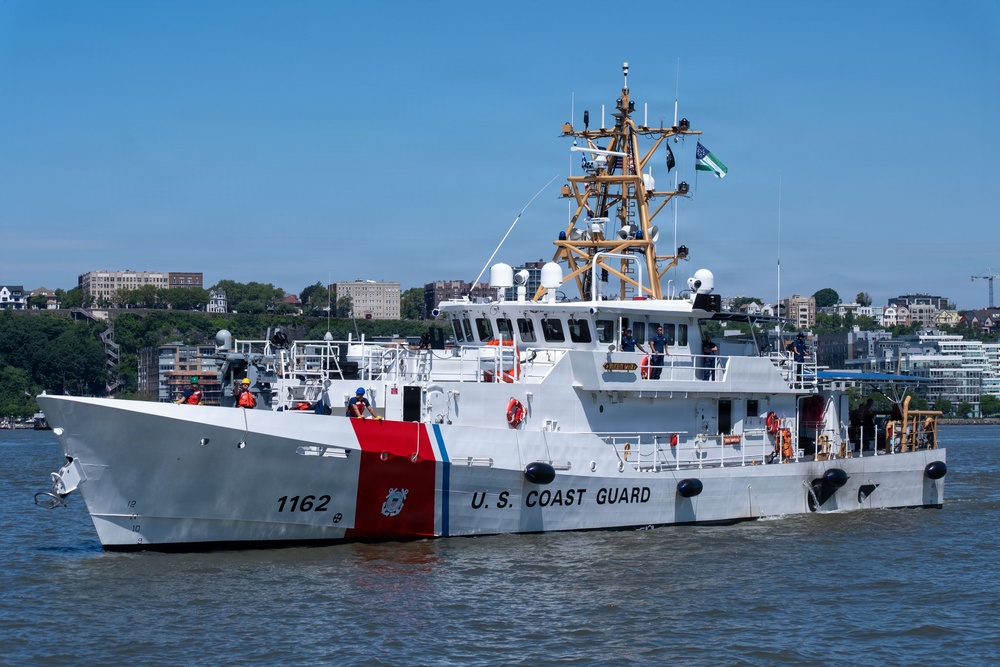 U.S. Coast Guard Cutter Vincent Danz arrives in New York City ahead of commissioning
