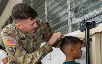 U.S. Service Members provide care to Azuero Panama in collaboration with Juntos por la Salud