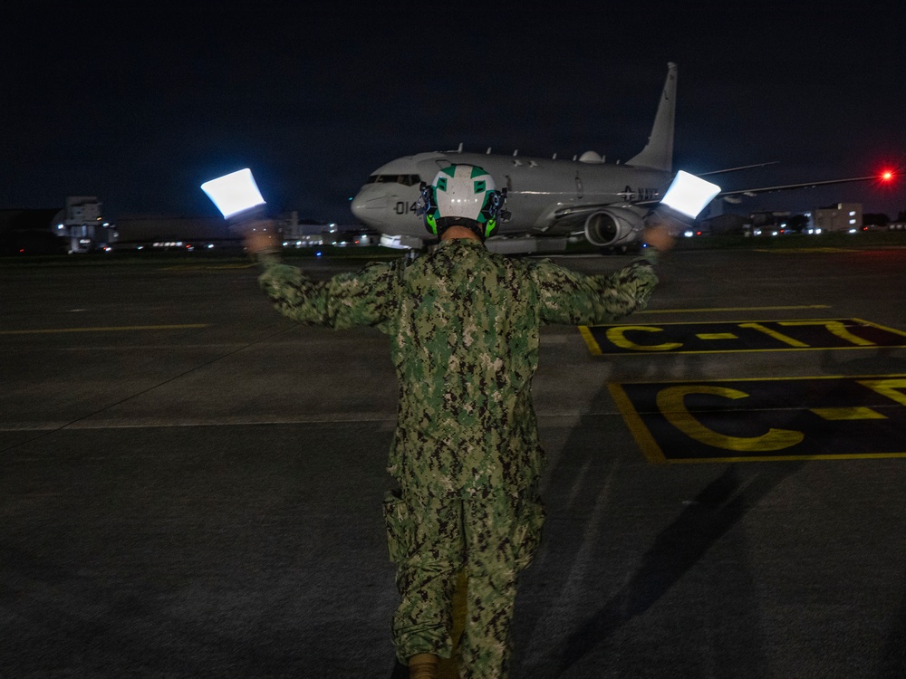 VP-26 Tridents Conduct Night Operations of a P-8A Poseidon