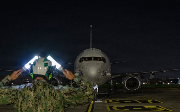 VP-26 Tridents Conduct Night Operations of a P-8A Poseidon