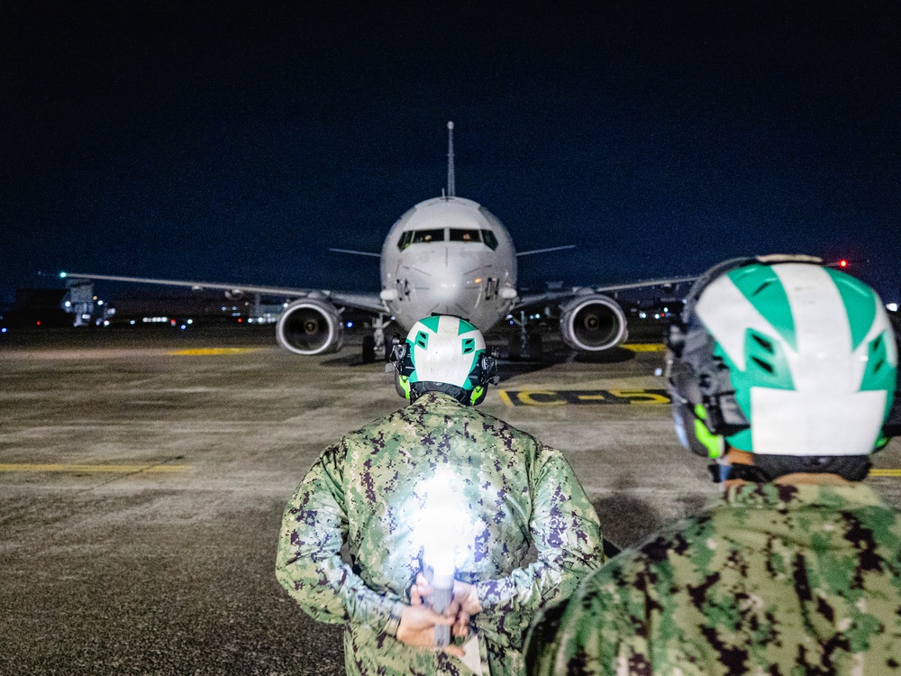 VP-26 Tridents Conduct Night Operations of a P-8A Poseidon