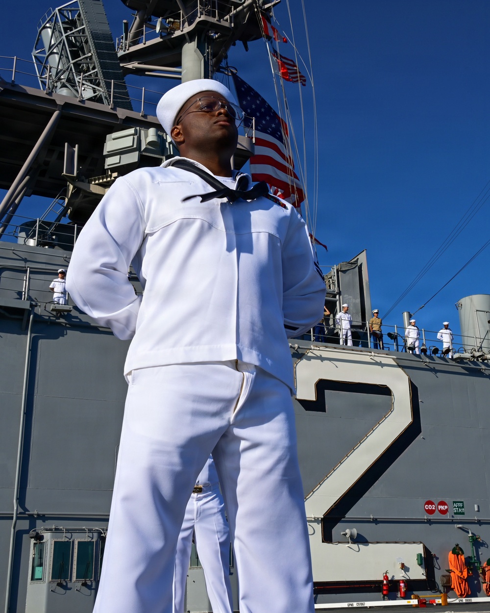 USS Essex Pulls in for LA Fleet Week