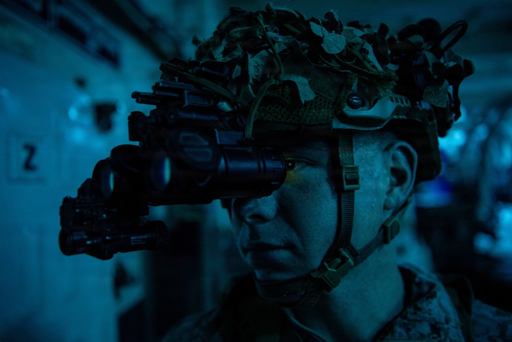 Marines Conduct Breaching and Clearing Training