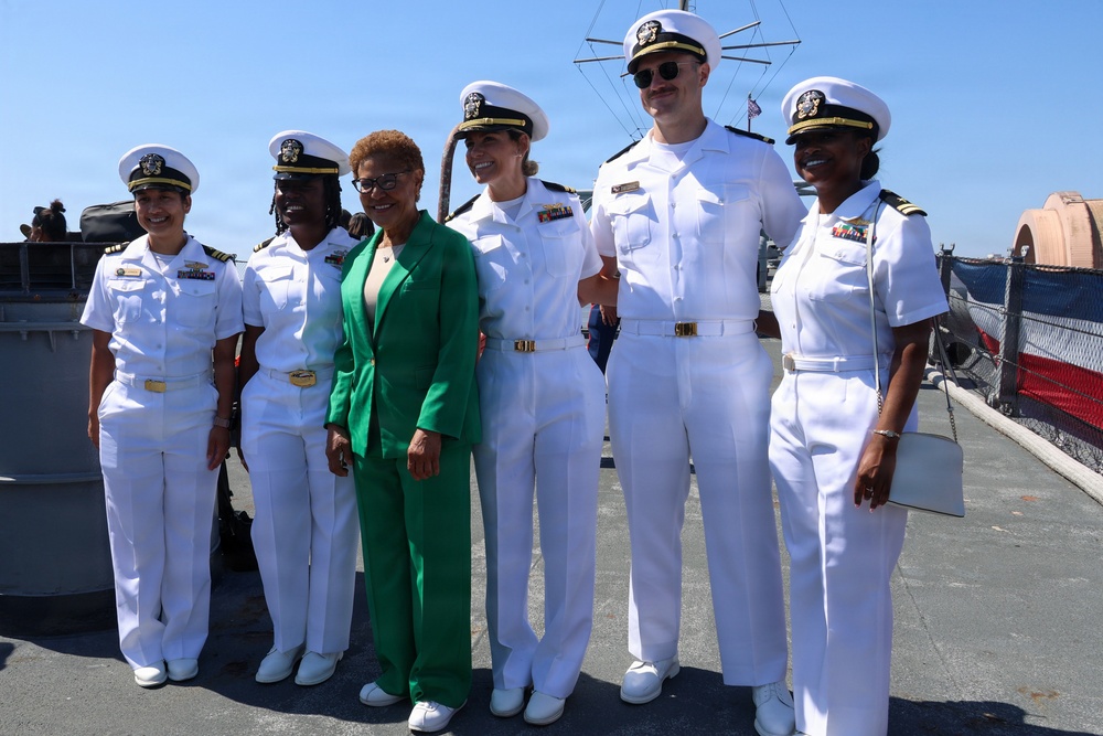 Los Angeles Mayor kicks off Fleet Week