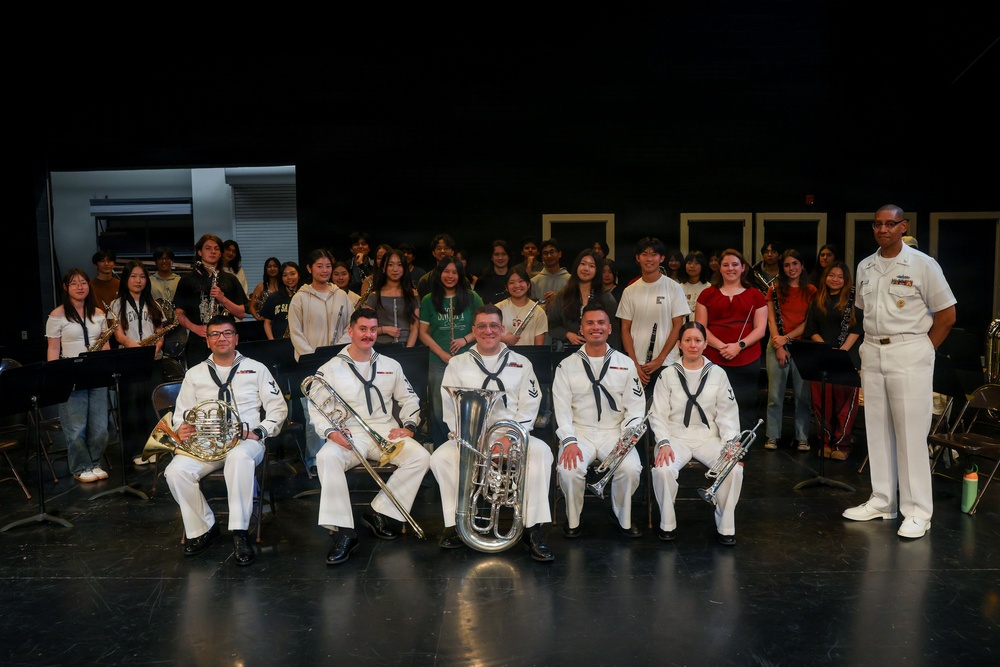 Navy Band Southwest San Diego visits South HS