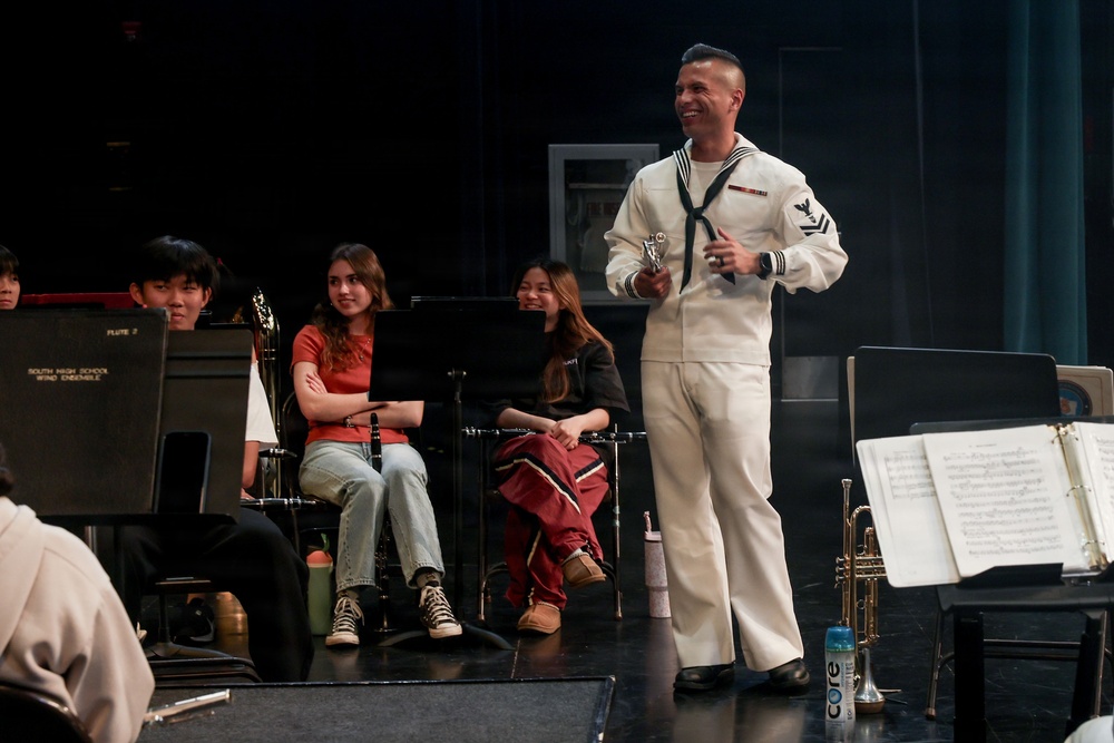 Navy Band Southwest San Diego visits South HS