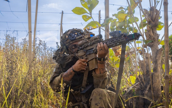 Salaknib 2026: U.S. and Philippine Forces Clear an Objective during JPMRC-X