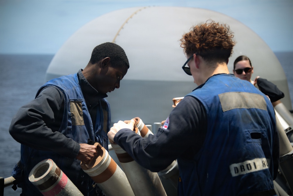 Boxer Sailors Conduct Chaff Removal and Stowage