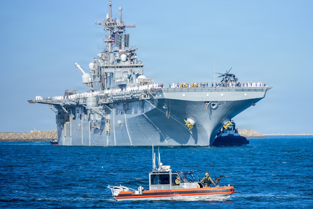 USCG Enforces Security Zone as USS Essex Arrives for LA Fleet Week