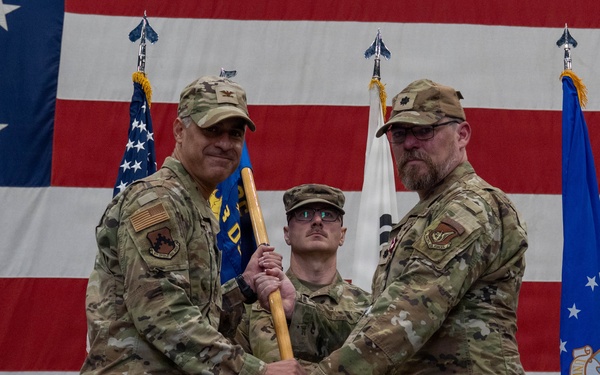 8th OSS welcomes new commander