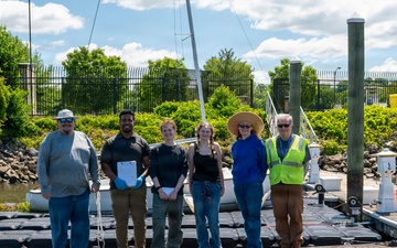 JBAB’s environmental team executes a freshwater mussel deployment in Potomac