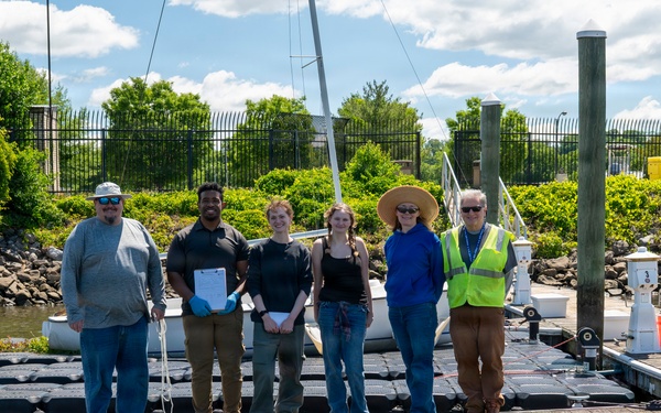 JBAB’s environmental team executes a freshwater mussel deployment in Potomac
