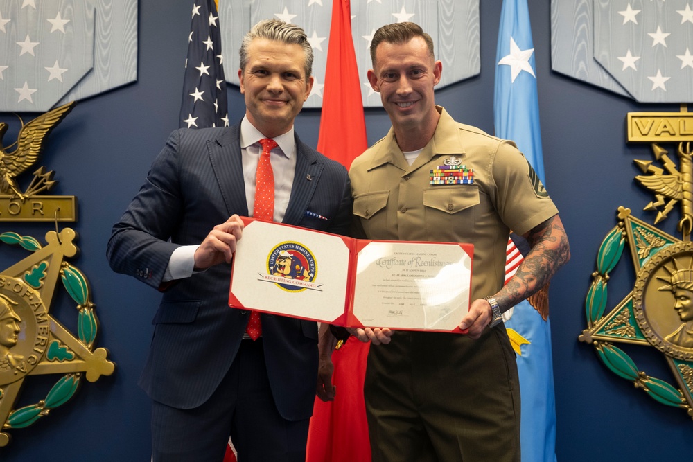 SW Reenlists USMC SSG Joey Jones