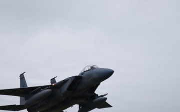 Oregon International Air Show fly-by