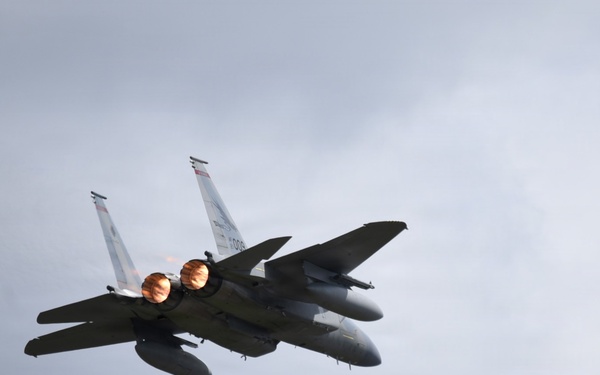 Oregon International Air Show fly-by