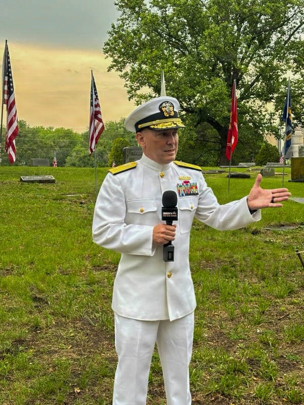 PAE SSP’s Rear Adm. Michael Richman Presides Over Funeral Honors for WWII Sailor, Remains Identified by DPAA