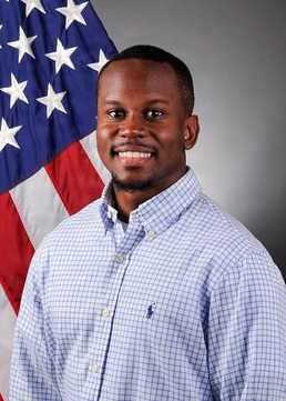 AEDC engineer earns recognition from former college