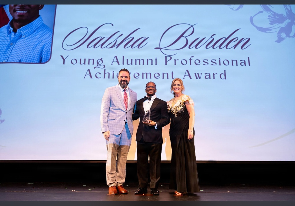 AEDC engineer earns recognition from former college