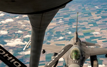 KC-135 refuels F-16