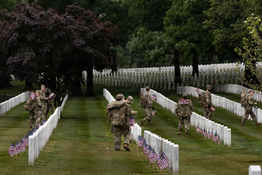 The Old Guard participates in &amp;quot;Flags In&amp;quot; to Remember the Fallen