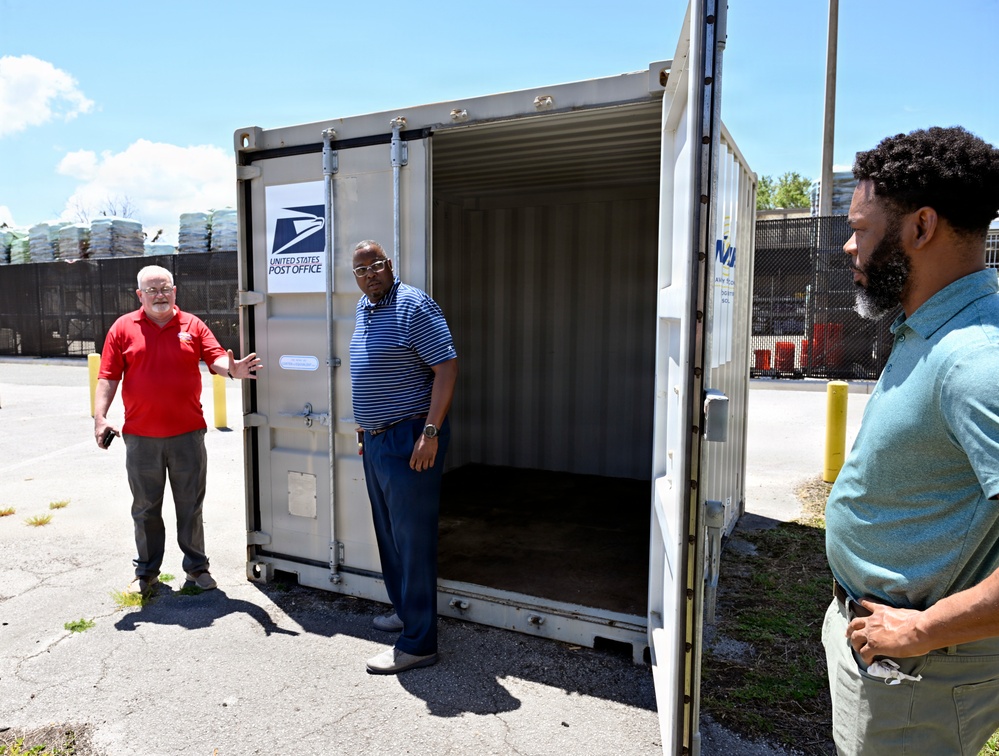 NAVSUP Postal Strategic Planning Workshop members visit NAS Jacksonville Post Office