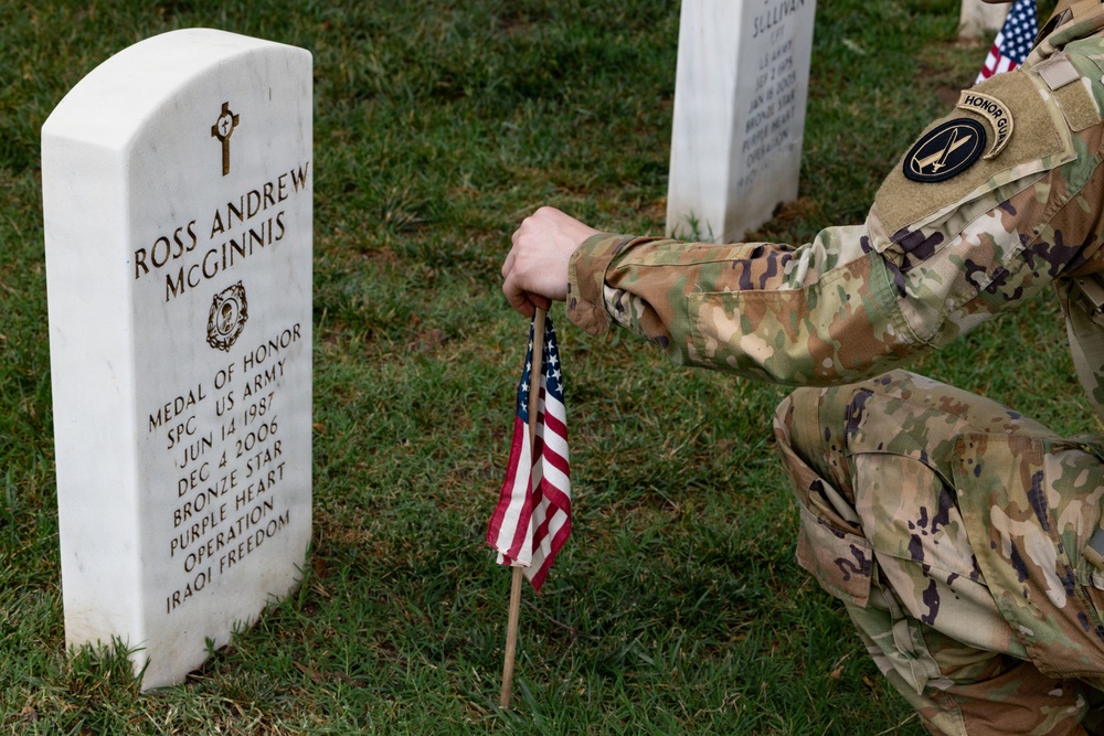 The Old Guard participates in &amp;quot;Flags In&amp;quot; to Remember the Fallen