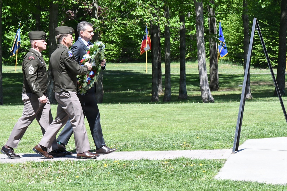 10th Mountain Division and Fort Drum community honors the fallen in Memorial Day ceremony