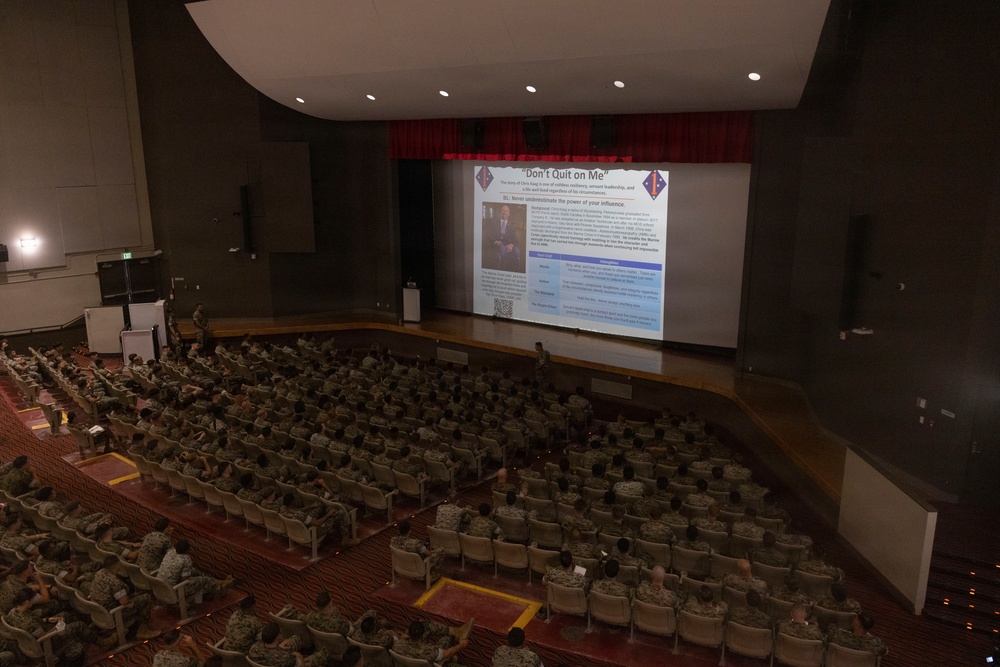 1st MARDIV Assistant Division Commander hosts leadership brief