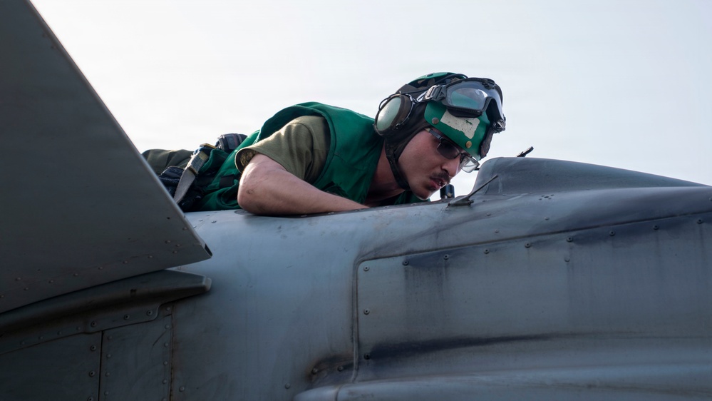USS Tripoli Aircraft Maintenance